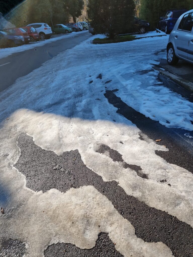 Neve e gelo, pericolo nei parcheggi