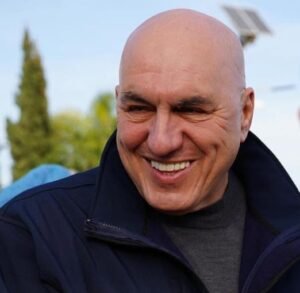 Piantedosi smentisce Crosetto sulla manovra estera contro l’Italia
